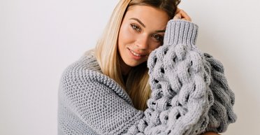 Блогерка розповіла, чому пере светри тільки раз на рік (відео)