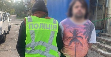 В Киеве задержали мужчину, который унижал погибших военнослужащих