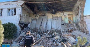 100 БПЛА атаковали Украину: взрывы раздавались в 14 областях, много раненых (видео)