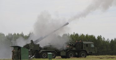 Росія розмістила в Україні нові гаубиці 2С43 "Мальва" із захистом від дронів (фото)