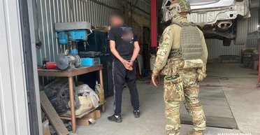 В Черкасской области двое мужчин продали 200 автомобилей, предназначенных для ВСУ (фото)