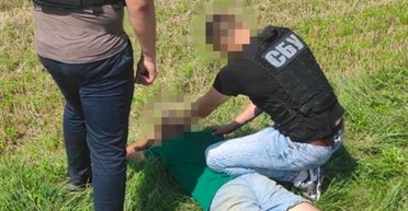 Збирав розвіддані про українську ППО: СБУ затримала зрадника на Кіровоградщині (фото)