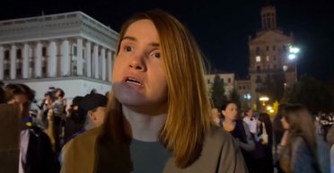 "Розыск всех СЗЧ и жесткое наказание": Безуглая пришла на митинг в Киеве и высказалась о требованиях (фото)