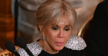 Тепер все ясно: стало відомо, чому Бріжит Макрон так поводилася з чоловіком (фото)