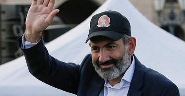 Армянское чудо. Как Пашиняну удается то, что не удается украинским правителям