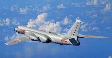 Китай устроил учения ядерных бомбардировщиков перед встречей Трампа и Си Цзиньпина