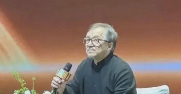 Набрав вагу і посивів: останні фото 69-річного Джекі Чана збентежили шанувальників (фото)