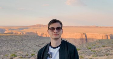 Як розпізнати технологічні тренди за 5 років до їхнього піка: інтерв'ю з Software Engineer Владиславом Хамбіром