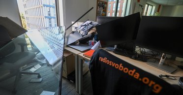 Массированный обстрел Киева: россияне повредили офис "Радио Свобода" (фото)