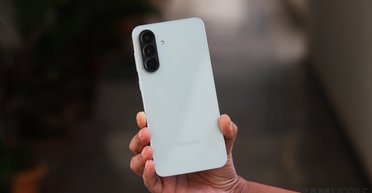 Недооцененные смартфоны среднего класса: какие модели оказались лучше Galaxy A56 (фото)