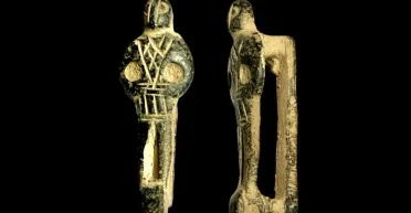 Брелок из XV века: в Польше нашли редкий неординарный артефакт (фото)