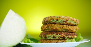 Сніданок за 10 хвилин: рецепт смачних овочевих млинців (відео)