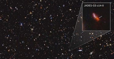 У найдальшій галактиці у Всесвіті виявлено несподіваний елемент: це змінює історію космосу