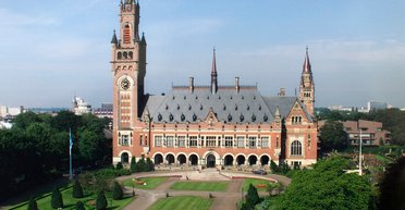 Как Гаага может остановить Путина?