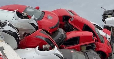 В США обнаружили огромное кладбище новеньких электрокаров (фото, видео)