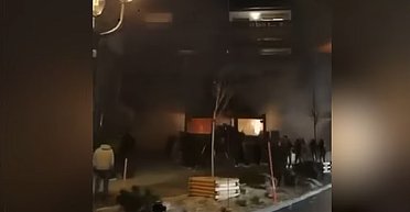 На престижному гірськолижному курорті у Швейцарії живцем згоріли десятки людей (відео)