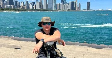 В Киеве бойцу "Азова" отказали в аренде квартиры из-за протезов на ногах