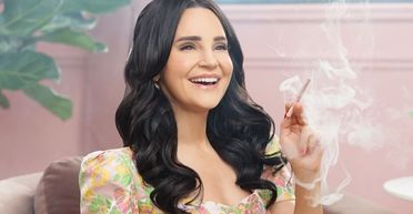 "Він був найкращим": жінка почала курити, щоб виконати останню волю свого батька (фото)