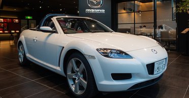 Единственный в своем роде: Mazda показала свой самый редкий и неизвестный спорткар (фото)
