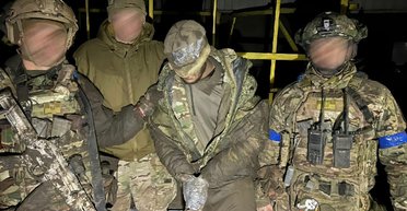 Обещали "двое суток на передовой": Нацгвардия взяла в плен обмороженного оккупанта