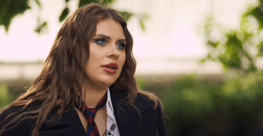 Солістка гурту KAZKA відповіла, скільки витрачає на місяць (відео)