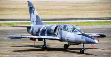 Литва впервые передала Украине военный самолет-штурмовик (фото)