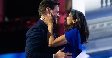 Друга леді США: чим підкорила віцепрезидента дочка індійських іммігрантів