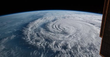 Кризисы, катастрофы и биологическое оружие: какие предсказания Ванги на 2024 год сбылись