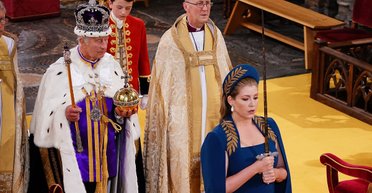 Пенни Мордонт, звезда коронации Чарльза, продает свой знаменитый наряд