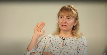 Русскоязычные в школе: образовательный омбудсмен рассказала, как наказывать учеников и учителей (видео)