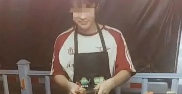 Матір провчила сина, залучивши до тяжкої праці: він заробив $1400 за 10 днів й тепер кидає школу