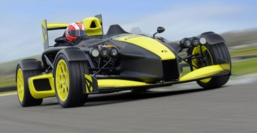 Як у "Формулі-1": у Британії створили екстремальний болід для звичайних доріг (фото)