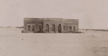 100 років під піском: режисер розповів про те, як йому вдалося знайти готель-привид (фото)