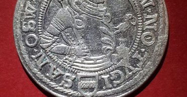 Редкий клад времен Тридцатилетней войны: в медном котле нашли серебряные монеты (фото)