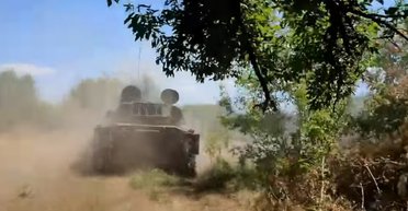 Британська фірма купила радянські САУ Хусейна і відправила до України, – ЗМІ (фото)