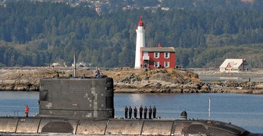 Канада купит 12 подводных лодок для обороны Арктики от РФ и Китая