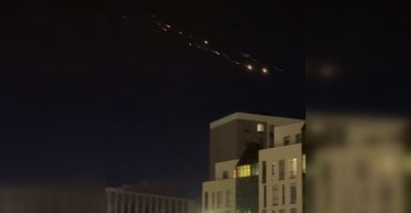 "Орешник", метеорит или инопланетяне: в небе над Казахстаном видели загадочные огни (видео)