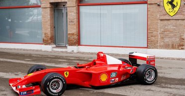 Чемпионский эксклюзив: победоносный Ferrari Шумахера продали за $18 миллионов (фото)