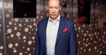 "Я на это надеюсь": Гордон опять прогнозирует завершение войны в Украине (видео)