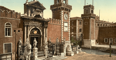 Dior відреставрували знамениті венеціанські ворота Порта Магна (фото)