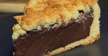 Тертий пиріг із шоколадною начинкою: готуємо вишуканий десерт
