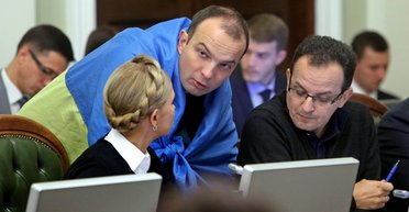 Итоги июня. Тимошенко заходит на чужую территорию