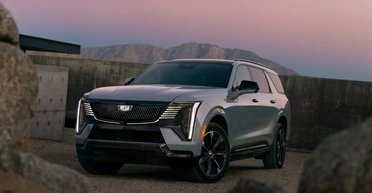 Гигант с запасом хода 740 км: представлен электромобиль Cadillac Escalade IQL (фото)