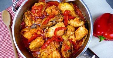 Куриное филе с овощами и сыром: рецепт сытного блюда на ужин