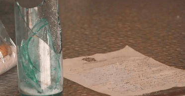 Нова загадка: ураган викинув на берег послання часів Другої світової війни (відео)