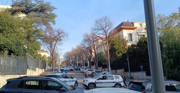 Во Франции возле посольства РФ прогремел взрыв: детали (видео)