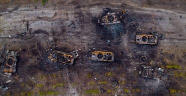 Десант добили артиллерией: ВСУ уничтожили две колонны россиян, которые шли на штурм (видео)