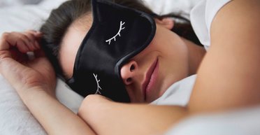 В темноте и тишине. Советы сомнолога, как научиться правильному и здоровому сну