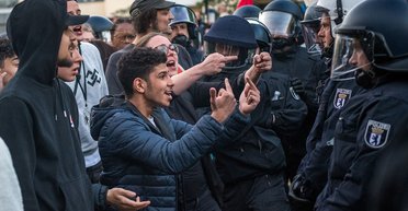 Чужие среди чужих. К чему приводит миграционная политика Евросоюза