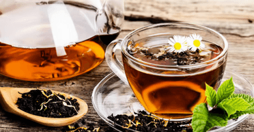 Зелений, чорний, білий: учені довели, що 2 чашки чаю на день допомагають поліпшити здоров'я